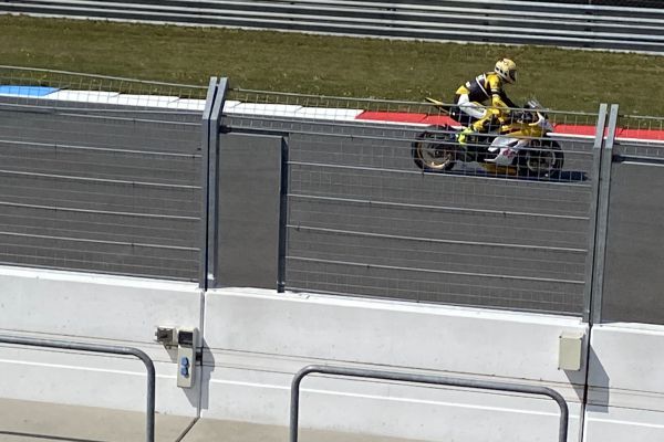 img-5125EE83AEA7-89F9-E276-D3BC-F5B6977232B7.jpg