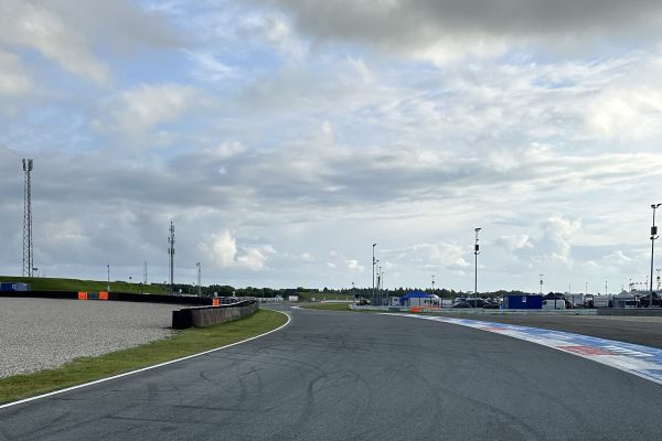 img-48715039B13A-DE86-7A99-0915-D4705F6C3731.jpg